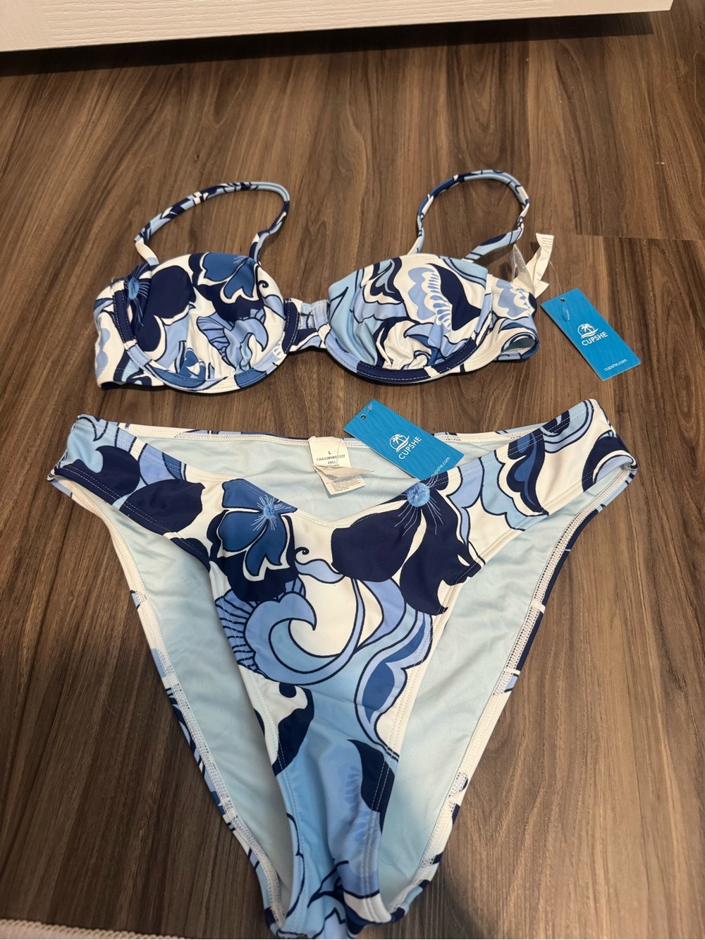 NWT Cupshe Bikini- Medium Top, Large Bottom